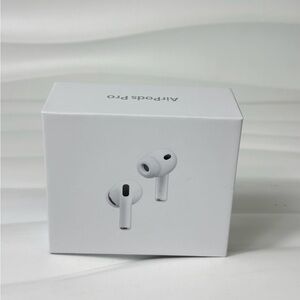 Apple AirPods Pro with Charging Case